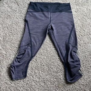 Lululemon navy with strips size size 10 leggings